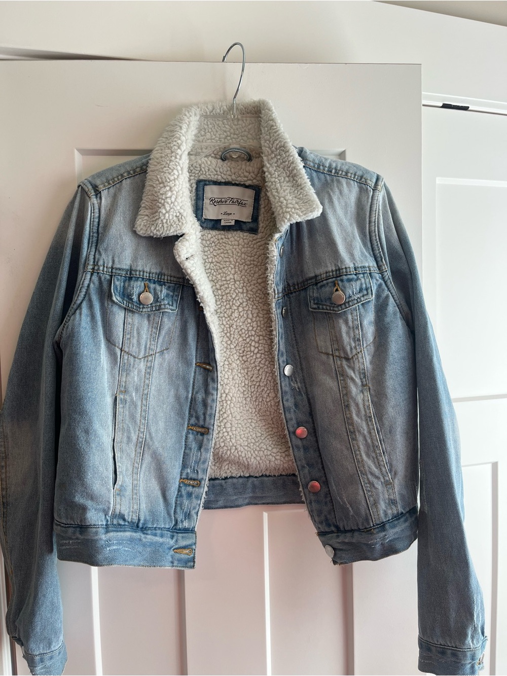 Sherpa-Lined Light Blue Denim Jacket for Women
